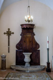 <center>L'église Saint Martin.</center>  Fonts baptismaux.