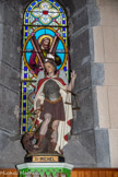 <center> Castellane. </center> L’église du Sacré-Cœur. Saint André. Statue de Saint Michel.
