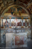 <center>Chapelle saint Sébastien à Roubion. </center> Les murs et le plafond sont entièrement recouverts de peintures anonymes, légendées en provençal.