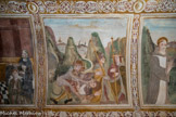 <center>Chapelle Saint Sébastien de Roure. </center> Un groupe de pélerins est attaqué par un démon.  Quand le christianismre se développe, les anciennes divinités sont réduites au rang de figures démoniaques. Bernard de Menthon, au Xe siècle, va les combattre et les exorciser.