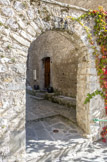 <center>Puget-Rostang</center>Une des trois portes qui donnaient accès au village.