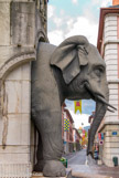 Fontaine des éléphants ou des quatre sans culs.