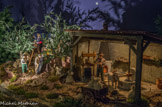 <center>Vassieux.</center> Exposition de santons animés.