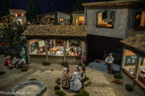 <center>Vassieux.</center> Exposition de santons animés.
