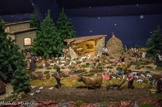 <center>Vassieux.</center> Exposition de santons animés.