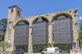 <center>Alès</center> Ancienne église, puis théâtre et aujourd'hui office du tourisme.