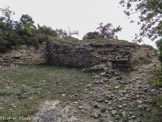 <center>Le camp de César. </center> Rempart gaulois du Vème siècle avant notre ère.