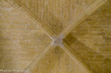 <center>La Chapelle St Sauveur de Truel</center> Clé de voûte : un chandelier.