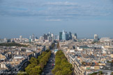 <center>Arc de Triomphe. </center> Les tours dde la Défense avec son Arche