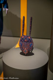 <center>Paul Poiret, la mode est une fête</center>Paul Poiret
Sac à main vers 1910
Soie brodée de perles de verre
Paris, musée des Arts décoratifs.