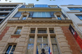 <center>Musée J.J. Henner</center>Visiteur assidu au Louvre, et lecteur enthousiaste des auteurs classiques, il s’inspire de Virgile, Homère ou Ovide pour composer des tableaux dont il retire une fortune considérable. Toute son œuvre dénote un goût, marqué pour l’érotisme et l’exotisme, tendance confirmée par la présence dans son atelier d’un balcon fermé par un moucharabieh. Sa dernière toile, un Atala , inachevé, est interrompue par la mort, en 1905.