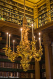 <center>La bibliothèque Mazarine. </center>  Lustre de la petite salle.