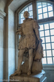 <center>L'Institut de France. </center> Statue de Sully de Louis Philippe Mouchy.