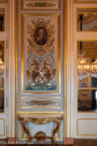 <center>Salon des Amiraux.</center>Portrait de Suffren de Saint-Tropez (Pierre André de), dit le bailli de Suffren, marin français, né à Saint-Cannat (Bouches-du-Rhône) le 17 juillet 1729 et mort à Paris le 8 décembre 1788. Toile : peinture à l'huile et marouflé : sur bois. Gustave Adolphe Chassevent-Bacque. 1892.