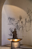 <center>L’église Sainte Jeanne de Chantal </center>Les deux chapelles latérales, aménagées de part et d'autre du maître-autel sous la direction de l'architecte Nathan Crouzet sont bénies en 2016. Le peintre et sculpteur Jean-Louis Sauvat imagine un décor unique. Trame dessinée en grisaille colorisée par des projecteurs, il imagine les premières fresques numériques destinées au décor d'un lieu de culte. Deux vasques symétriques en chêne et cuivre de près de deux mètres de diamètre ont été créées. L’une contient les reliques de sainte Jeanne de Chantal. Une statue de la sainte à cheval, placée sur la vasque, appelle à la dévotion. La Visitation.