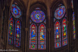 <center>Les vitraux. </center> Vitraux du choeur. A gauche , l'Annonciation. Au centre, le couronnement de la Vierge ? A droite, la Visitation.