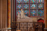<center>Chapelle de Notre-Dame des sept douleurs.</center>Cénotaphe de Pierre cardinal de Gondi, évêque de Paris de 1569 à 1598. Début du 17e siècle.