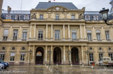 <center>Le Palais Royal.</center> Entrée du Conseil d'État.