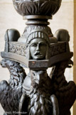 <center>Conseil Constitutionnel.</center> Torchère.