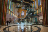 <center>Musée des Arts et Métiers.</center> La nef transformée en musée.