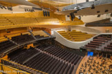 <center>Philharmonie de Paris</center> La Philharmonie 1. Jean Nouvel, assisté de Métra et associés (associés à la salle de concert), a développé avec Marshall Day Acoustics et Ducks Scéno un système audacieux de balcons en porte-à-faux et de nuages flottants alliant enveloppement, intimité et spatialité.