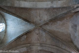 <center>L'abbatiale (XIIe siècle)</center>La croisée du transept et de la nef a été surmontée d'une voûte d'ogive au XIIIe siècle.