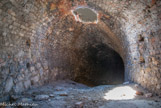 <center>Usine de l'escalette</center>Tunnel qui arrive du bas, dans la bâtisse.