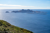 <center>Île Riou, île plane.</center>