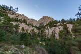 <center>Vallon des Aiguilles.</center>Vallon qui mène au Pas de la Cabre.