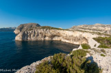 <center><center>Calanque de la Triperie.</center></center>Derrière la pointe de la Voile, la fin de la crête de Morgiou, par où on repartira.