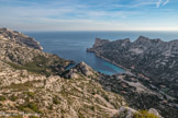 <center>Crête des Escourtines.</center>Calanque de Sormiou.