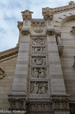 <center>Couvent et Eglise des Dominicains. </center> de bas en haut : l'Annonciation, la Visitation, la Nativité, la Présentation au Temple, Jésus parmi les Docteurs.