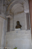 <center>Basilique du Sacré-Cœur. </center>  Buste de Monseigneur Henri de Belsunce, évêque de marseille (1710-1755).
