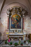 <center>Saint Ferréol les Augustins.</center>Cette église accueillait des confréries de métier, en particulier les portefaix qui avaient déjà leur autel dédié à Saint Pierre et Saint Paul depuis 1390. L'autel actuel dit «des portefaix», datant de 1784, a été attribué au sculpteur Dominique Fossaty. Sa cuve, de forme chantournée, est ornée d'un bas-relief, La Vierge à l'enfant apparaissant à Saint Pierre et Saint Paul, entouré d'un cartouche ailé.