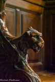 <center>Saint Joseph intra muros. </center> Les stalles d'honneur. Chimères sculptées par les ateliers de l'Oratoire Don Bosco.