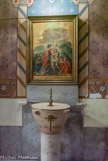 <center>St Nicolas de Myre. </center> Baptême du Christ. Le Baptiste et le Christ se tiennent au centre de la composition, dans les eaux du Jourdan, auréolés de nuées masquant la dorure du fond. De part et d'autre, deux anges agenouillés. Le style de l'œuvre, qui fait encore penser au 18e siècle, corrobore une date précoce dans le siècle. Il est impossible de dire, à ce stade, s'il s'agit d'une oeuvre réalisée en Méditerranée orientale, en Italie ou même à Marseille. Elle témoigne en tout cas de l'évolution de l'icône sous l'influence de l'art occidental.