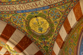 <center>Les pendentifs de la coupole de l'entrée</center>Le lys et les épines.