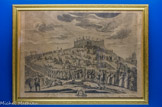 <center>Le musée.</center>En 1777, le retour, à Notre-Dame de la Garde, de la procession de la fête Dieu, avec la statue de la Vierge au bouquet portée par ds pénitents. On voit le chemin des oratoires.
