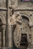 <center>Eglise Saint-Germain-des-Prés. </center> Chapelle Sainte Geneviève. Cette statue de la Vierge à l'Enfant est constituée de trois fragments de pierre découverts lors d'un chantier de fouilles, rue de Furstenberg, en 1999.
La sculpture, vraisemblablement destinée à orner le portail de l'ancienne chapelle de la Vierge a probablement été laissée inachevée par suite d'un accident de taille et réemployée dans les fondations d'un mur.