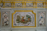 <center>Le château de Champs-sur-Marne. </center>Salon Chinois. Jeu de cabrioles et de cerceaux.