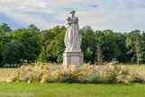 <center> Le château de Bois-Préau.  </center> Statue de Joséphine par Gabriel-Vital Dubray. Elle entreprend de faire redessiner les jardins par son paysagiste attitré Louis-Martin Berthault. Ces travaux sont interrompus par la mort de l'Impératrice en 1814.