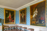 <center>Salles XIX</center>De gauche à droite, Marie-Thérèse Charlotte de France, dite Madame Royale par Caminade, Alexandre-François. Charles-Philippe de France, comte d'Artois par Godefroid, Marie-Eléonore. Charles X par François Gérard.