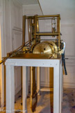 <center>Les petits cabinets scientifiques et ateliers de Louis XVI.</center>