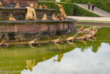<center>Les jardins de Versailles.</center> Le bassin de Latone.