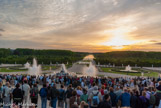 <center>Les jardins de Versailles.</center> Le bassin de Latone. Il se prolonge par un parterre où sont placés les deux bassins des Lézards de chaque côté.