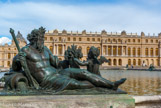 <center>Les jardins de Versailles.</center> Le parterre d'eau. La Seine par Etienne Le Hongre.