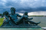 <center>Les jardins de Versailles.</center> Le parterre d'eau. La Loire par Thomas Regnaudin.