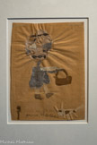 [PETITE FILLE AVEC UN PANIER].
Annie Chaissac. Papiers découpés collés. [Collection de l'Art Brut. Lausanne]