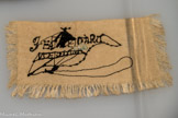 JEANNE D’ARC MÉDIUM
Entre 1935 et 1939
Jeanne Tripier
Hôpital psychiatrique
de Maison-Blancie, Seine-Saint-Denis
Broderie sur toile
[Collection de l'Art Brut. Lausanne]