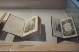 <center></center>5 Pharmacopée royale galénique et chymlque
Moyse Charas
Paris, Laurent d’Houry, 1682
Mucem. <br>
6 Le cuisinier et le médecin et le médecin et le cuisinier
ou Le cuisinier  médecin et le médecin cuisinier. 
Léandre-Moïse Lombard Paris, L Curmer, 1866.
Mucem